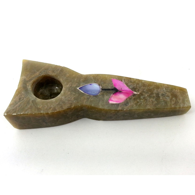 HAND CRAFTED FLOWER MOTIF STONE PIPE